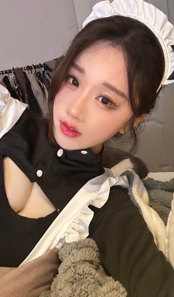 图片[1]-【微-密】轩子巨二兔-女仆装[15P-30M]-蜜桃啵啵