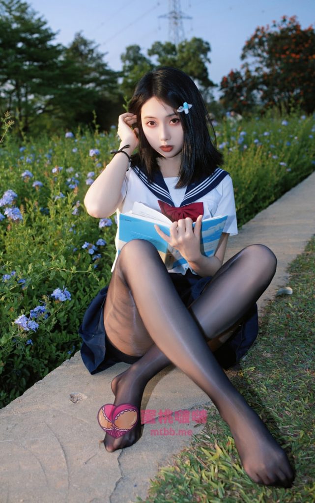 图片[2]-七只红豆 – 蓝花JK[39P-495MB]VIP-蜜桃啵啵
